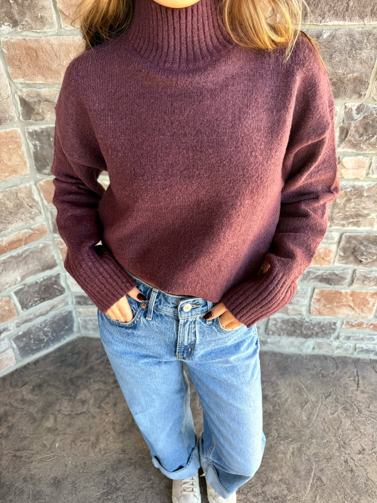 BURGUNDY THEORY SWEATER