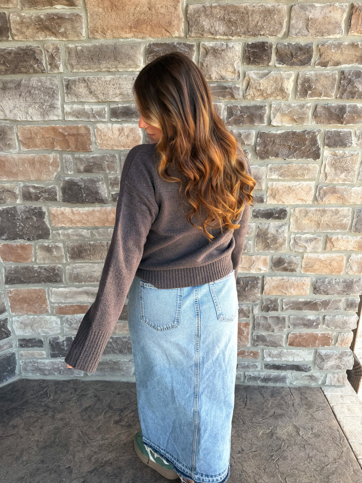 CHARCOAL THEORY SWEATER