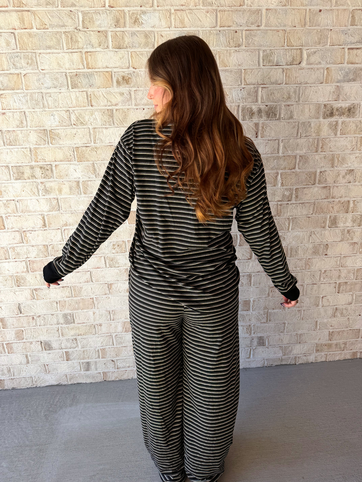 BETTER IN STRIPES SET- BLACK